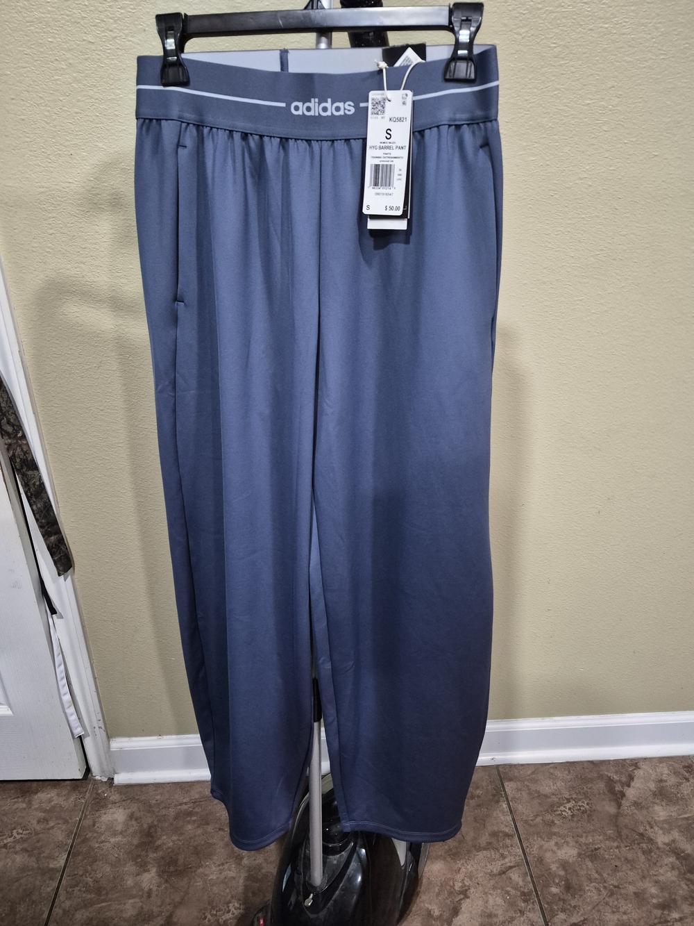 Adidas women's Slate Blue Athletic Joggers Size S